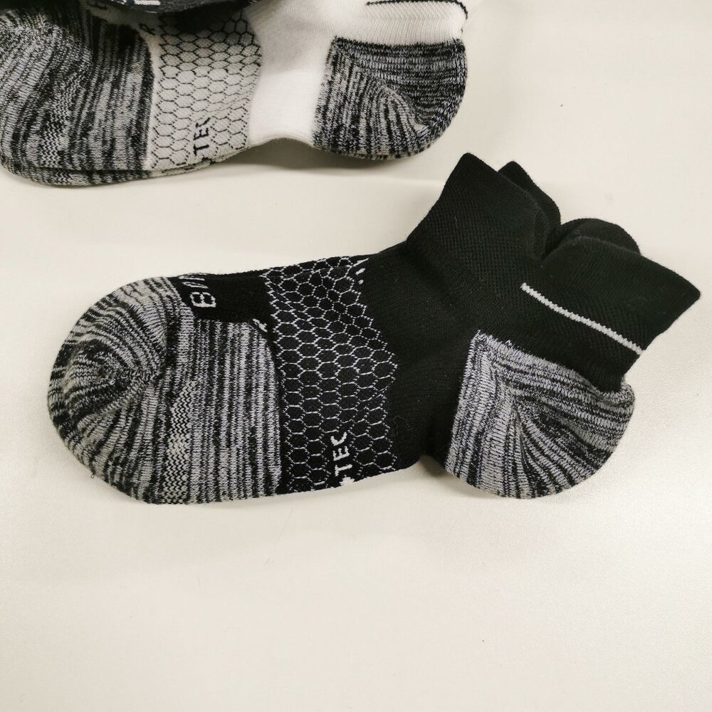3-Pack Bombas Women's Running Ankle Socks Size M Cushioned Comfort - Picture 2 of 4